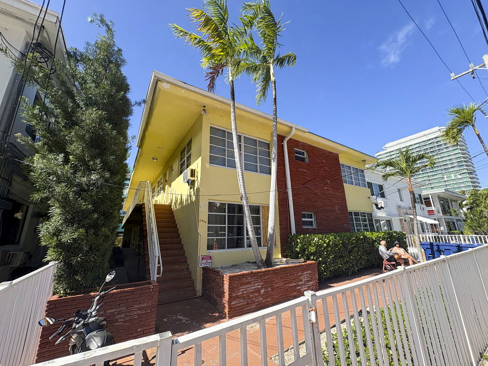 Mimo On The Beach VIII - 1